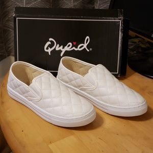 Qupid White Quilted Shoes